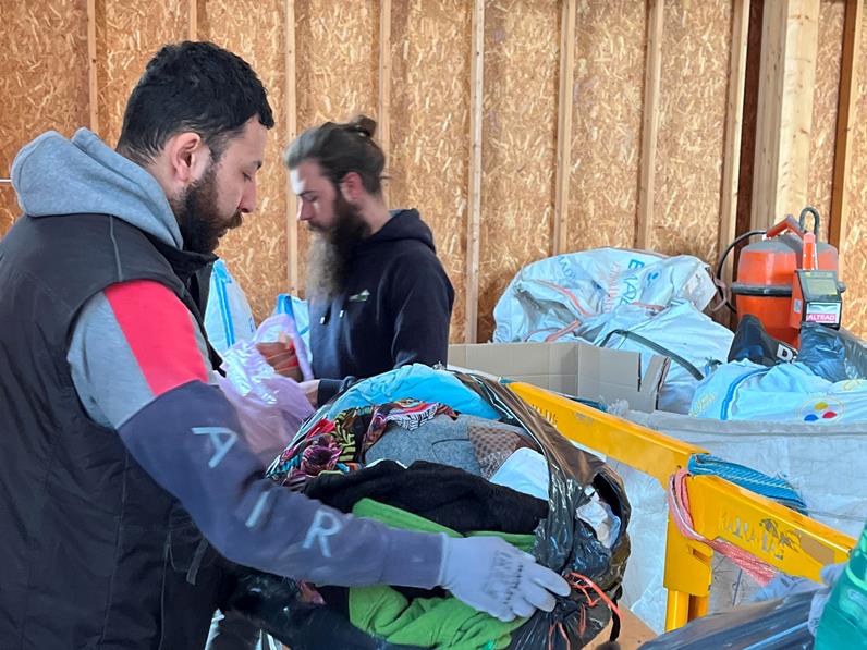 Le tri des textiles pour recyclage en isolant Ouateco