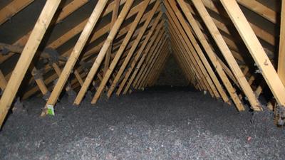 Comment isoler mon plafond avec un isolant économique et écologique